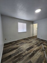 321 N 5th St in Bloomfield, NM - Building Photo - Building Photo