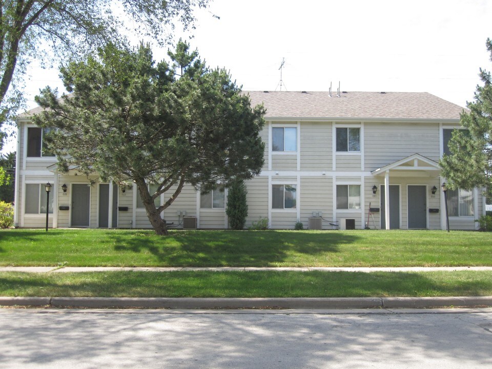 701 E Norwich St in Milwaukee, WI - Foto de edificio