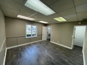 Highland Apartments in West Lafayette, IN - Building Photo - Interior Photo