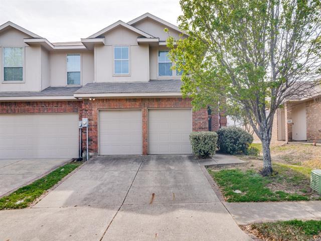 2216 Stonebrook Ln in Mesquite, TX - Foto de edificio
