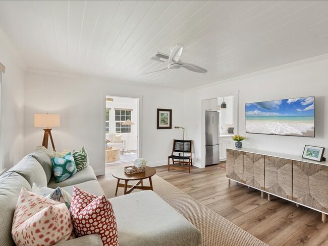 2082 Webber St in Sarasota, FL - Building Photo - Building Photo