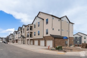 874 N Hemsworth Way, Unit R204