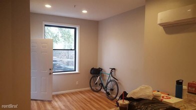 2343 N College Ave-Unit -Unit 1 in Philadelphia, PA - Building Photo - Building Photo