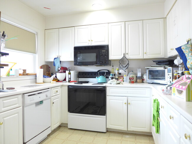 23 Etna St, Unit 3 in Boston, MA - Building Photo - Building Photo