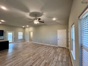 5025 Olivia Ln in Wichita Falls, TX - Building Photo - Building Photo
