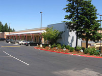 15247 International Blvd in Seatac, WA - Foto de edificio - Building Photo