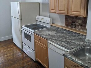 33 George St in Green Island, NY - Building Photo - Building Photo