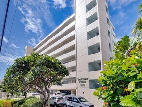 1516 Ward Ave, Unit 704 in Honolulu, HI - Building Photo - Building Photo