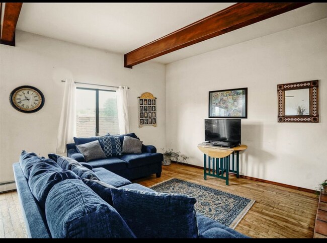 4 Village Pl in White Rock, NM - Building Photo - Building Photo