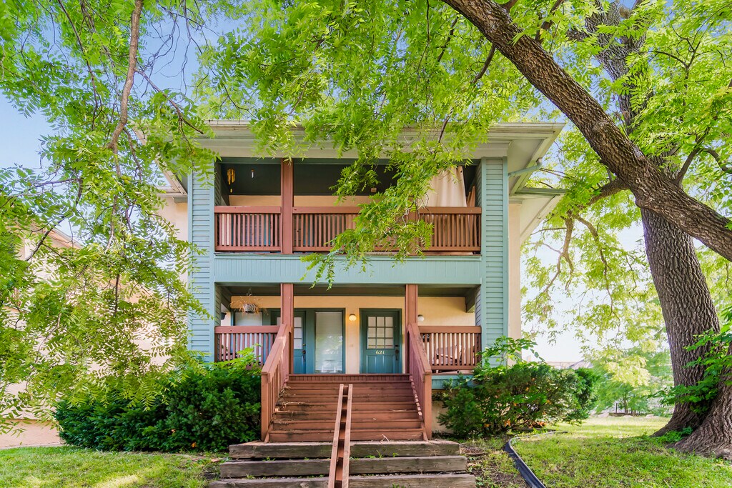 621 W 43rd St Kansas City, MO Rentals