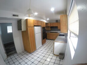 1631 Van Horne Ln in Redondo Beach, CA - Building Photo - Building Photo
