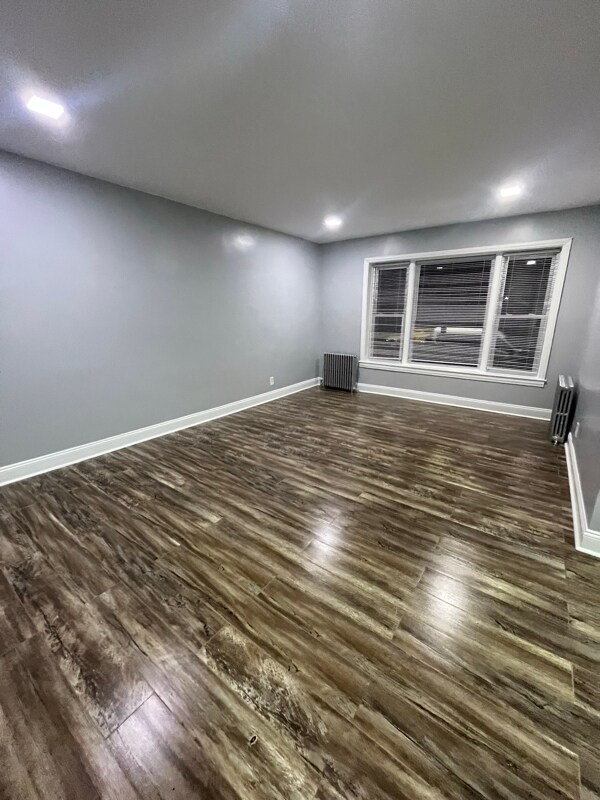 194 Park Ave in East Orange, NJ - Building Photo - Building Photo