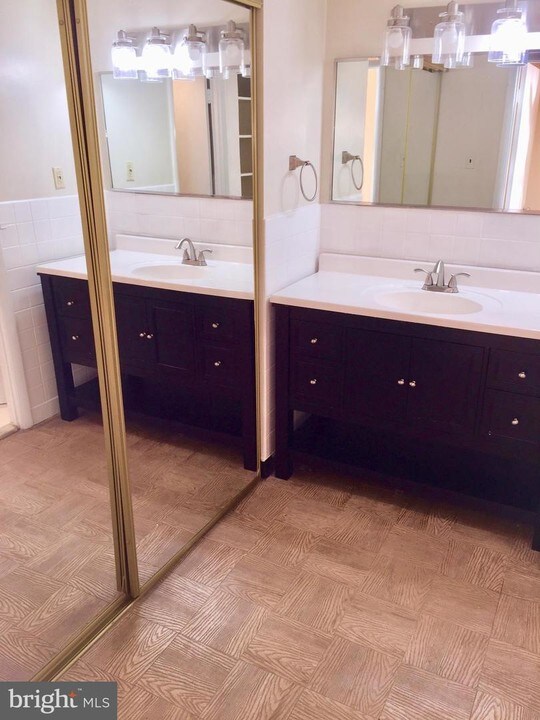 1440 N St NW-Unit -615 in Washington, DC - Building Photo