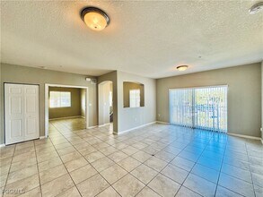 13180 Bella Casa Cir in Ft. Myers, FL - Building Photo - Building Photo