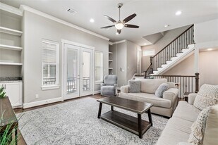 874 Wakefield Dr in Houston, TX - Building Photo