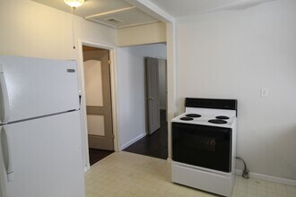 18002 E Boone Ave in Spokane Valley, WA - Building Photo - Building Photo