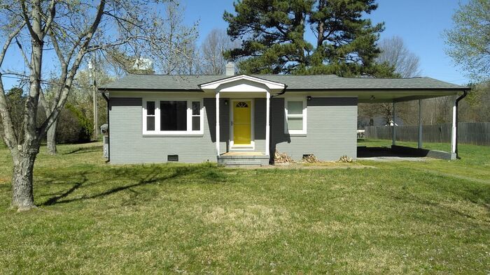 408 W Sandy Ridge Rd in Monroe, NC - Building Photo