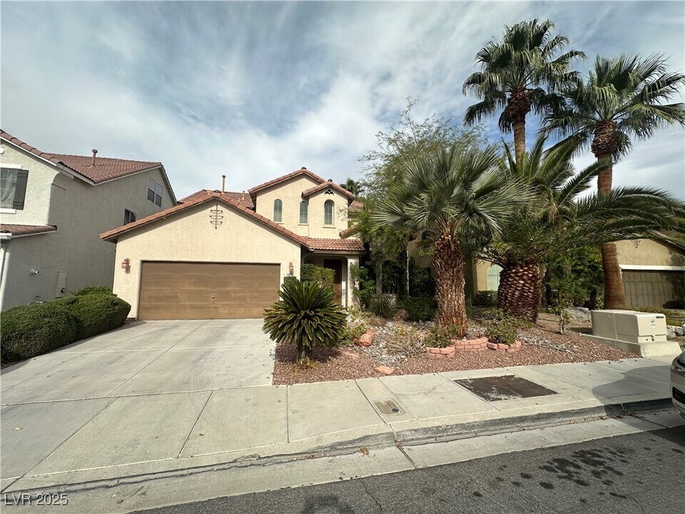 1236 Sonatina Dr in Henderson, NV - Building Photo