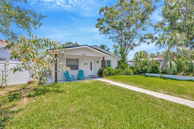 5643 Dartmouth Ave N in St. Petersburg, FL - Building Photo - Building Photo