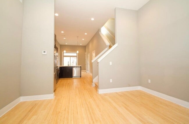 property at 919 N 5th St