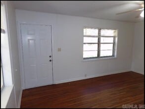107 S Holly St in Beebe, AR - Building Photo - Building Photo