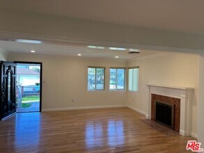 3530 S Bentley Ave in Los Angeles, CA - Foto de edificio - Building Photo