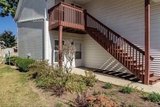 5874 Beechwood Dr in Loves Park, IL - Building Photo - Building Photo