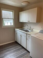 118 Peters Run Rd, Unit Apt4 in Wheeling, WV - Building Photo - Building Photo