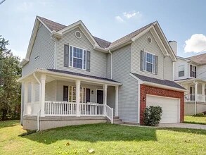 3528 Longhaven Xing in Antioch, TN - Building Photo - Building Photo