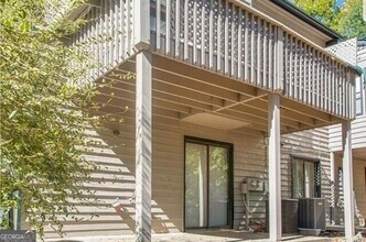 5053 Gardenia Cir in Marietta, GA - Building Photo - Building Photo