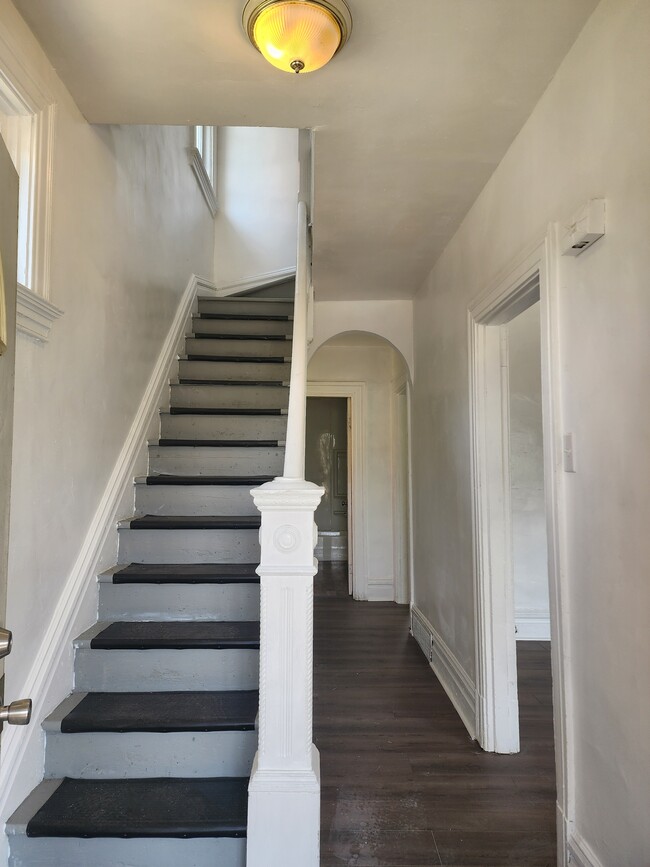 446 Airbrake Ave in Wilmerding, PA - Building Photo - Building Photo