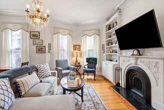 597 Tremont St in Boston, MA - Foto de edificio - Building Photo