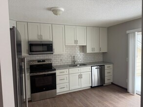 2824 79th Ave N in Minneapolis, MN - Building Photo - Building Photo