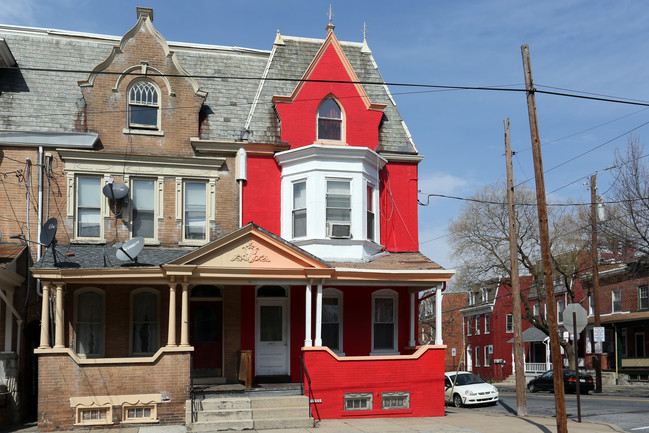 255 E New St in Lancaster, PA - Building Photo - Building Photo