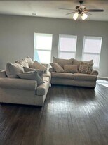 25479 Carnation Ct in Montgomery, TX - Building Photo