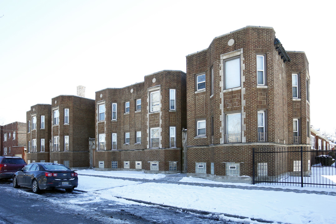 503-511 E 94th St in Chicago, IL - Building Photo