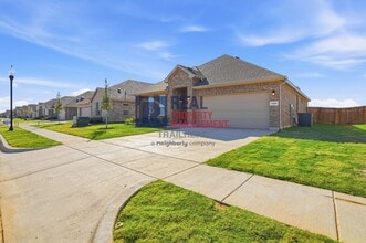 1249 Beltway Ln in Granbury, TX - Building Photo - Building Photo