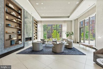 1201 N Royal St in Alexandria, VA - Foto de edificio - Building Photo