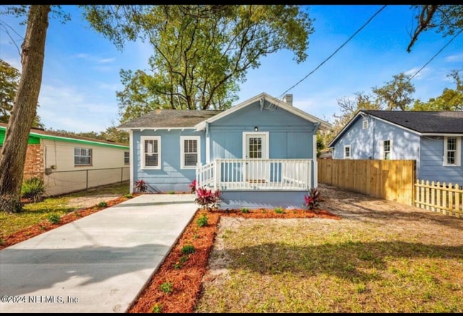 417 W 60th St in Jacksonville, FL - Building Photo - Building Photo