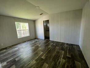 3033 S Military Trl in Greenacres, FL - Building Photo - Building Photo