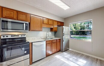 5404 101st St in Jacksonville, FL - Building Photo - Building Photo