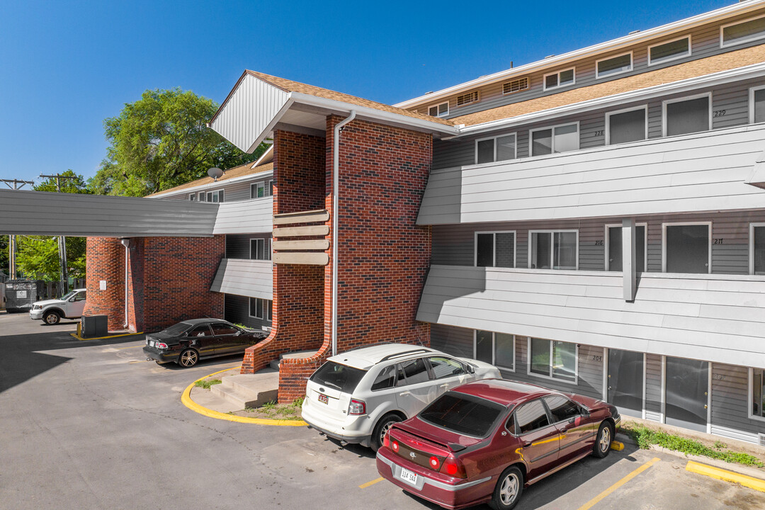 Renata View Apartments in Wichita, KS - Foto de edificio