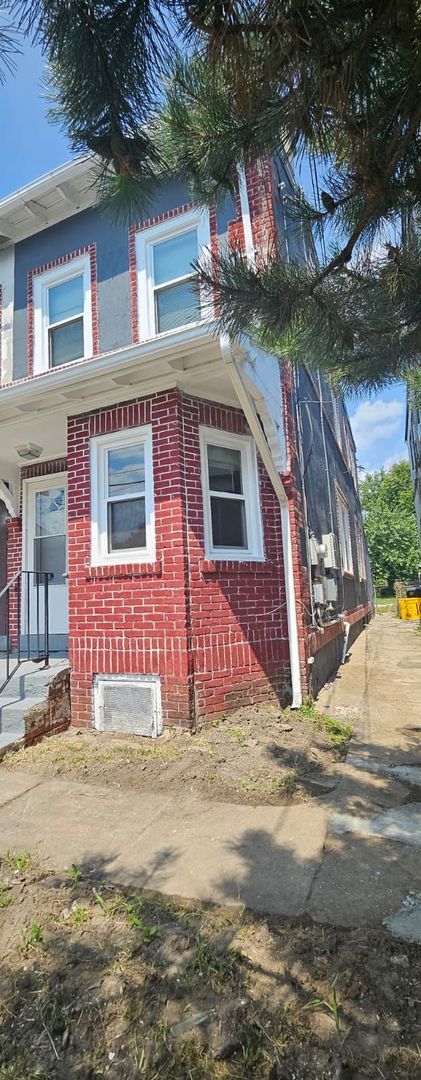 218 Wayne Ave in Trenton, NJ - Building Photo - Building Photo