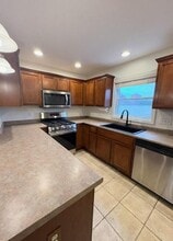 615 S McLean St in Bloomington, IL - Building Photo - Building Photo