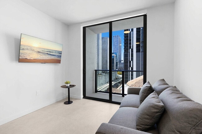 501 NE 1st Ave, Unit SI ID1496919P in Miami, FL - Foto de edificio - Building Photo