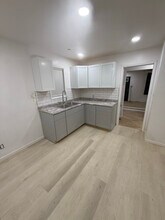 1602 Knapp Ave in Flint, MI - Building Photo - Building Photo