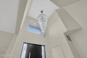 243 Overbrook Ave in Ocean Township, NJ - Foto de edificio - Building Photo