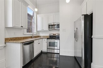 1625 Second St, Unit 2 in New Orleans, LA - Foto de edificio - Building Photo