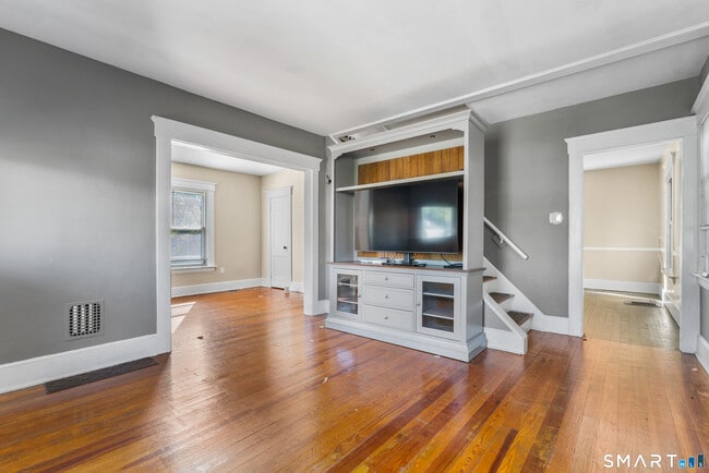 304 Fairview Ave in Hamden, CT - Building Photo - Building Photo