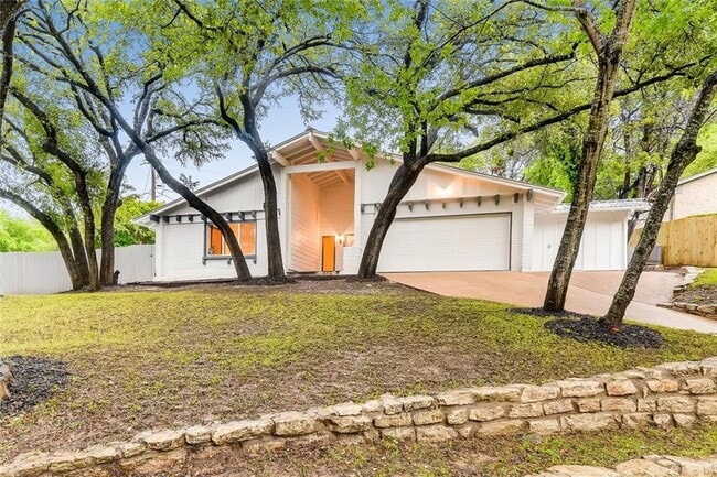 11639 River Oaks Trail in Austin, TX - Building Photo - Building Photo